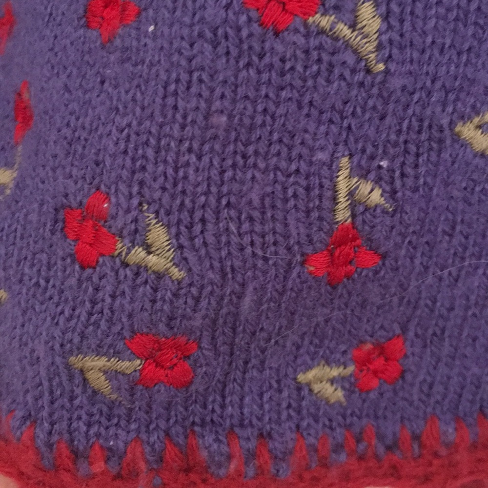 Cozy Embroidered Sweater - Picture 3 of 6